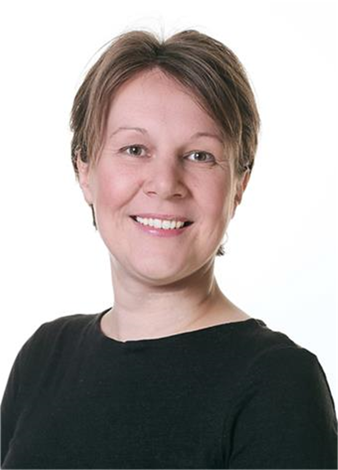 Professional Profile Photo for Lana Kerr, Associate Director
