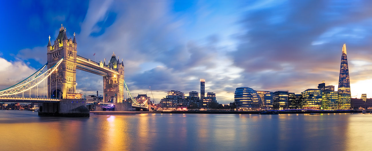 Image of Tower Bridge and the skyline of London