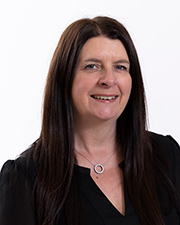 Yvonne Lowe